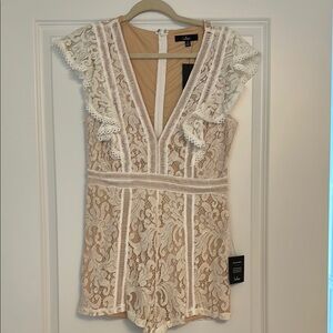 Lulus M White Lace Romper with Ruffle Sleeves